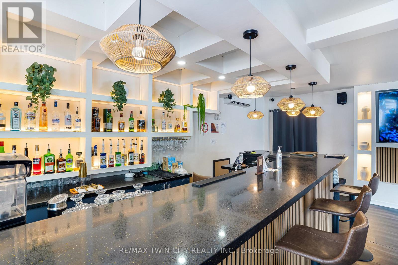 1472 King Street E, Kitchener, Ontario  N2G 2N7 - Photo 11 - X12921314