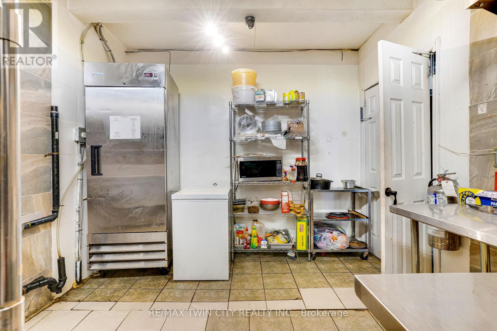 1472 King Street E, Kitchener, Ontario  N2G 2N7 - Photo 17 - X12921314