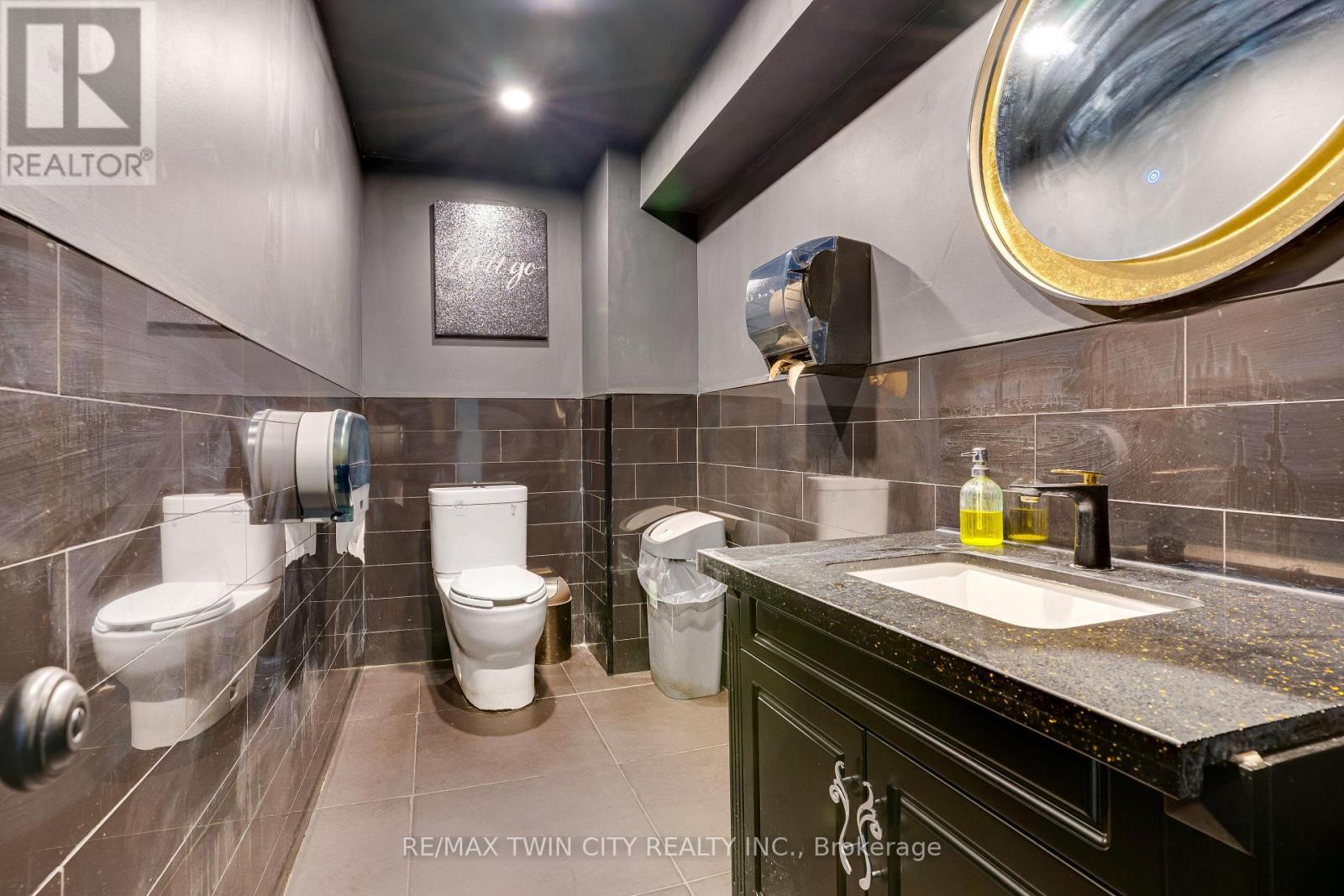 1472 King Street E, Kitchener, Ontario  N2G 2N7 - Photo 21 - X12921314