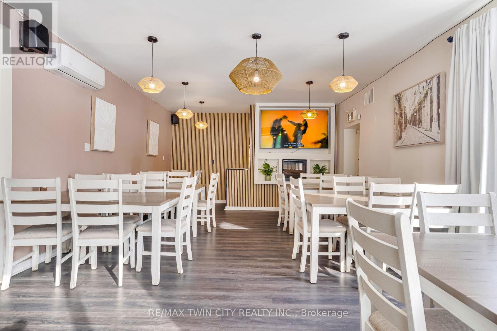 1472 King Street E, Kitchener, Ontario  N2G 2N7 - Photo 5 - X12921314