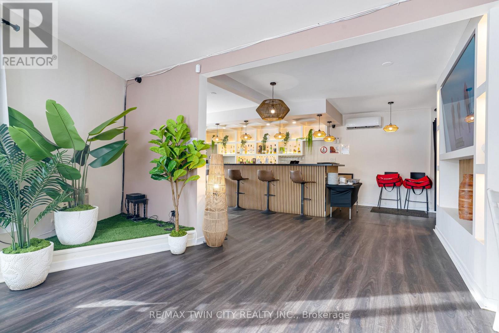 1472 King Street E, Kitchener, Ontario  N2G 2N7 - Photo 7 - X12921314