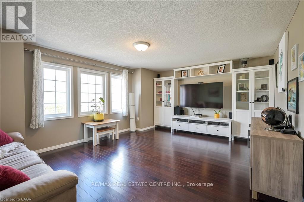 D26 - 85 Bankside Drive, Kitchener, Ontario  N2N 3M4 - Photo 13 - X12921348