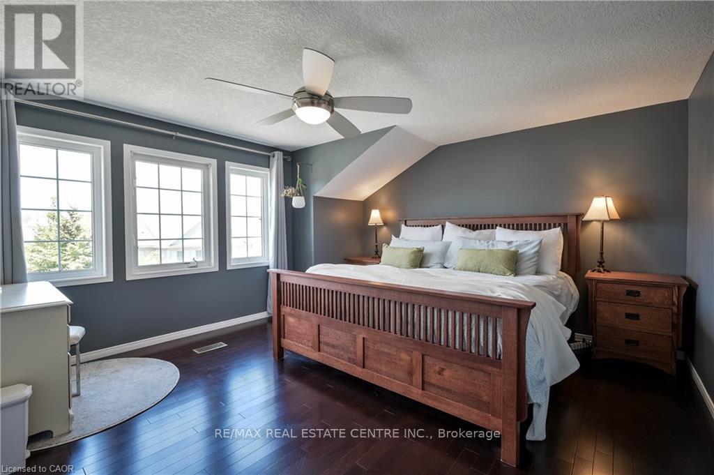 D26 - 85 Bankside Drive, Kitchener, Ontario  N2N 3M4 - Photo 4 - X12921348