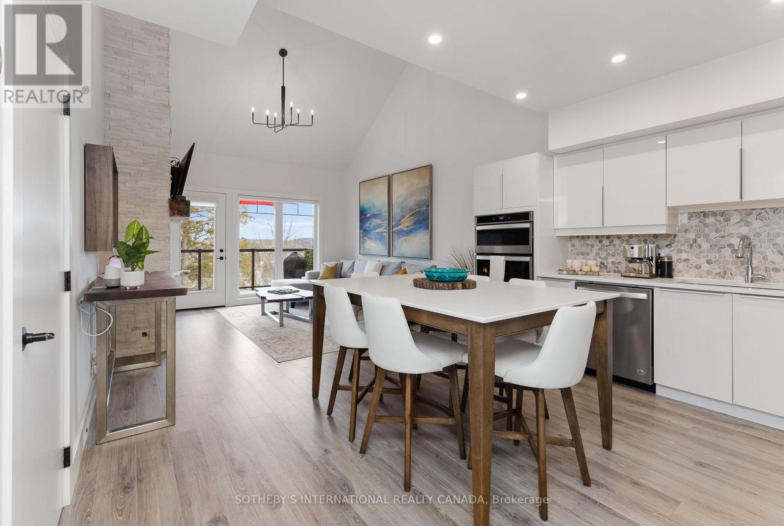 302 - 3 Tree Tops Lane, Huntsville, Ontario  P1H 1A9 - Photo 15 - X12921476