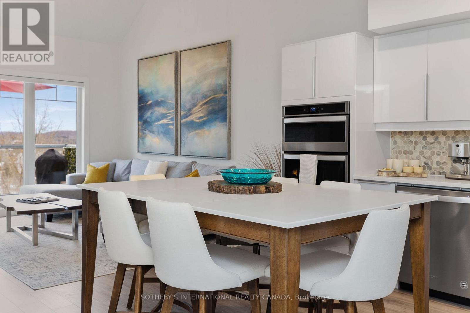 302 - 3 Tree Tops Lane, Huntsville, Ontario  P1H 1A9 - Photo 16 - X12921476