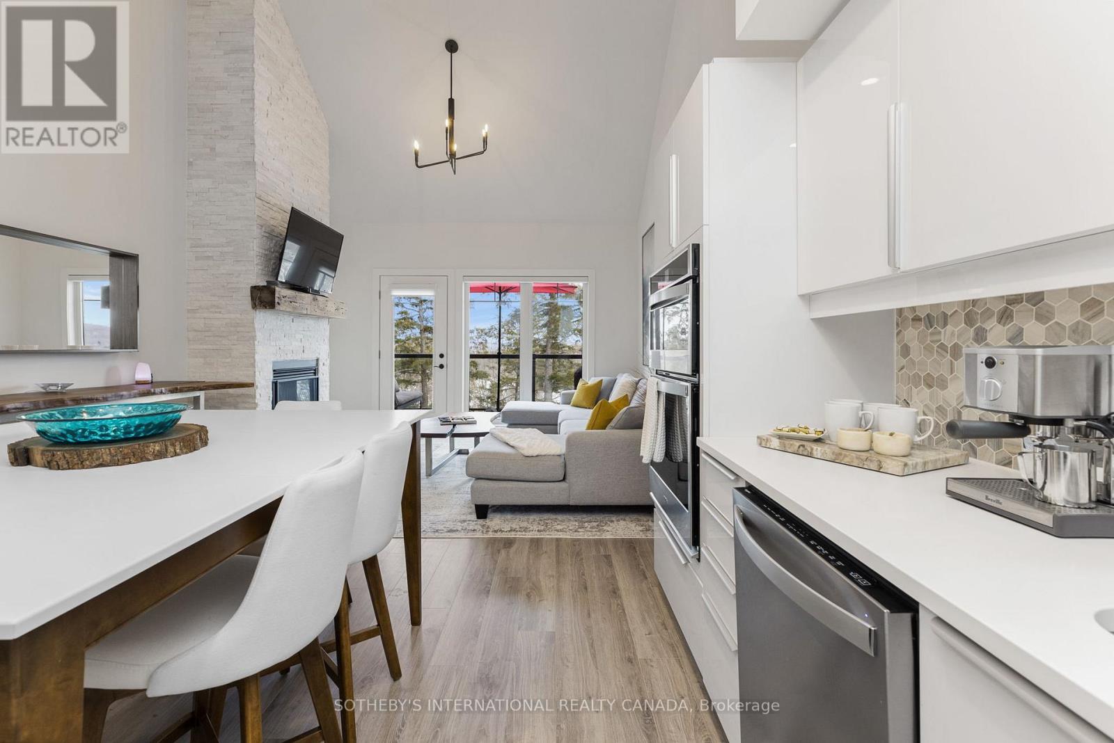 302 - 3 Tree Tops Lane, Huntsville, Ontario  P1H 1A9 - Photo 17 - X12921476