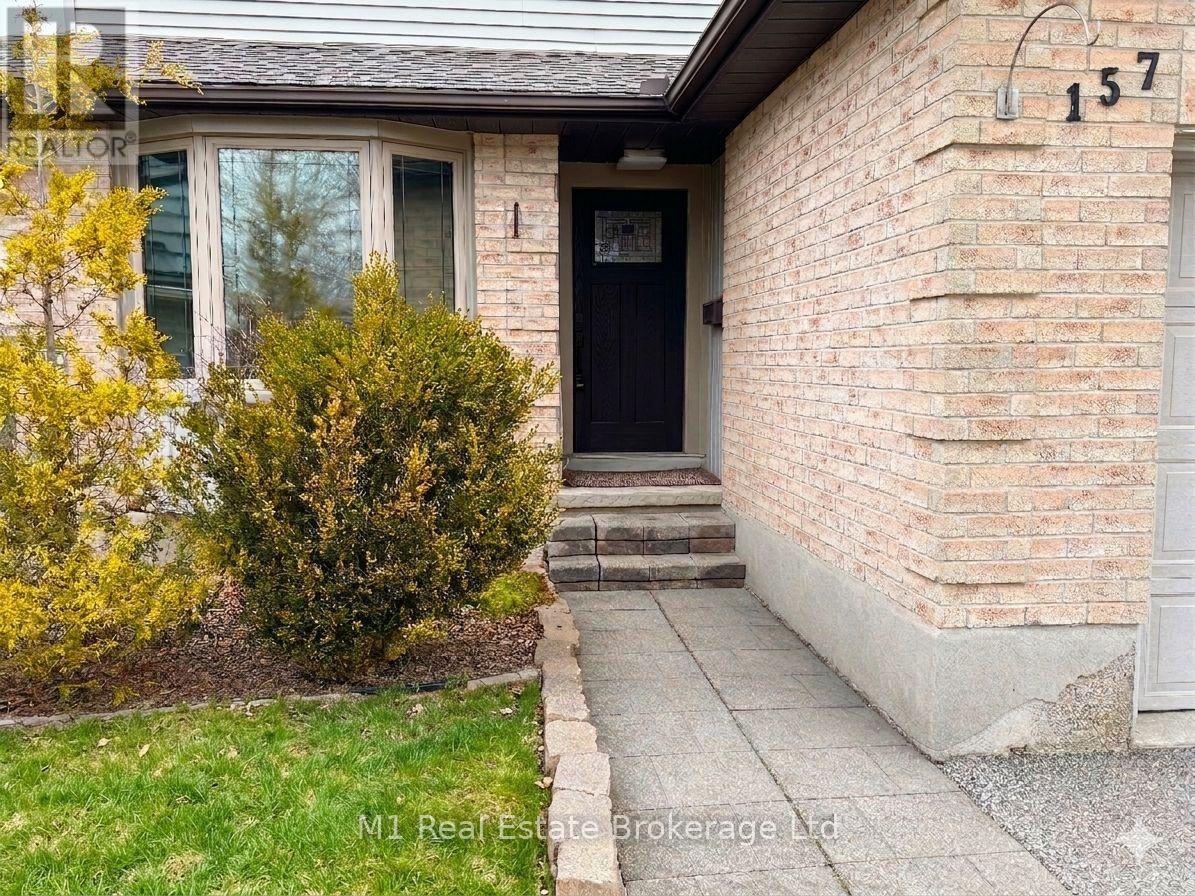 157 Municipal Street, Guelph, Ontario  N1G 4R2 - Photo 3 - X12912186