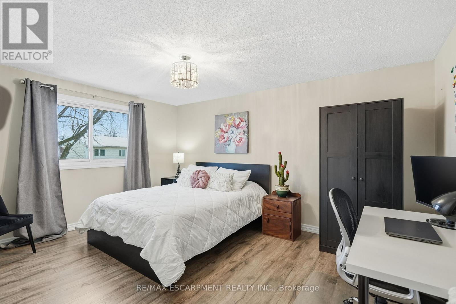 24 Braeheid Avenue, Hamilton, Ontario  L8B 0C5 - Photo 18 - X12785092