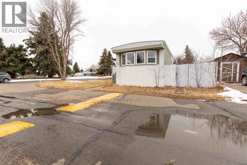 28, 2300 13 Street N, Lethbridge, Alberta  T1H 4E8 - Photo 3 - A2291948