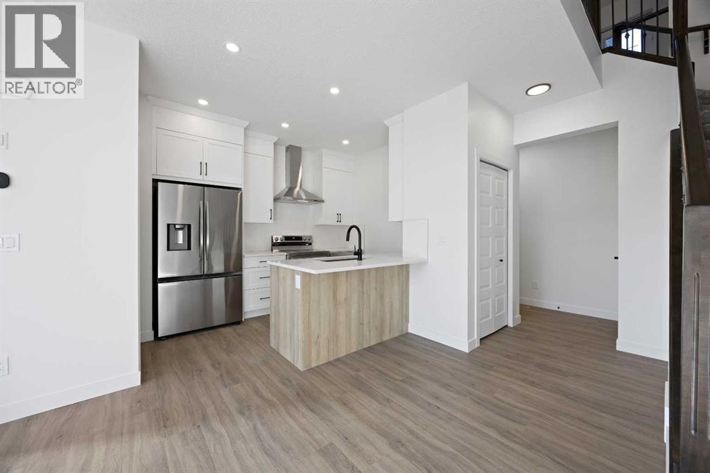 2226 Bayview Drive Sw, Airdrie, Alberta  T4B 5N4 - Photo 11 - A2289337