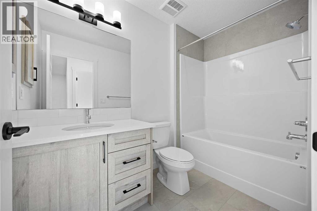 2226 Bayview Drive Sw, Airdrie, Alberta  T4B 5N4 - Photo 30 - A2289337