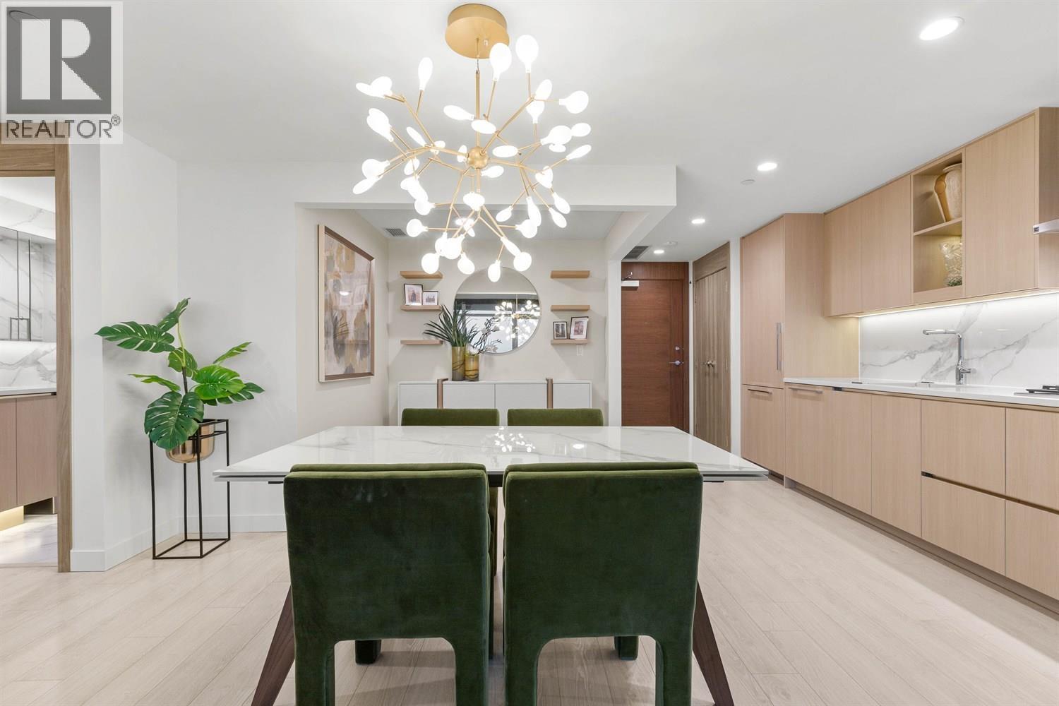 3203 4880 LOUGHEED HIGHWAY, Burnaby, British Columbia