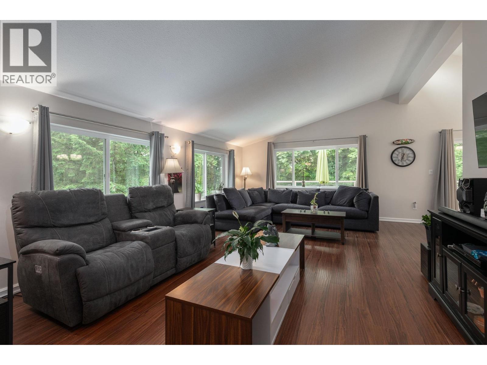 13055 238 Street, Maple Ridge, British Columbia  V4R 2S4 - Photo 8 - R3103561