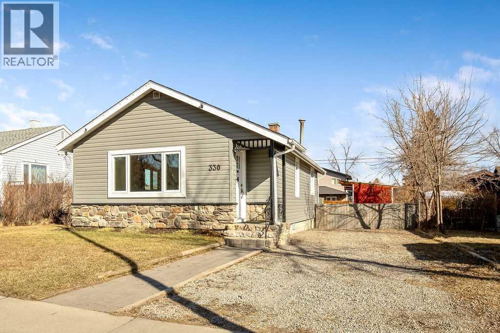 330 3 Avenue SE, High River, Alberta