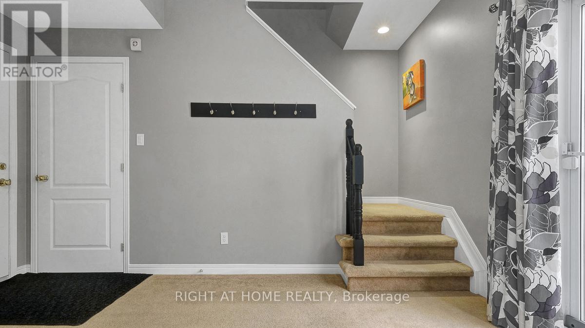 3 - 825 Grenon Avenue, Ottawa, Ontario  K2B 6G1 - Photo 31 - X12921522