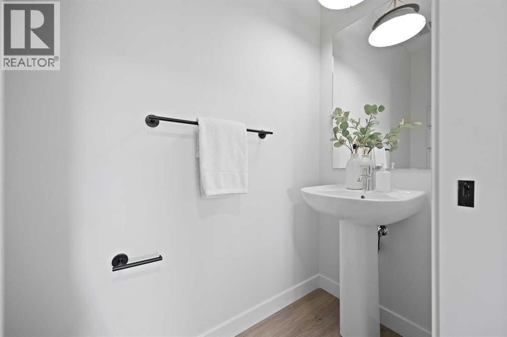 1398 Bayview Crescent SW, Airdrie, Alberta  T4B 5N9 - Photo 17 - A2267302