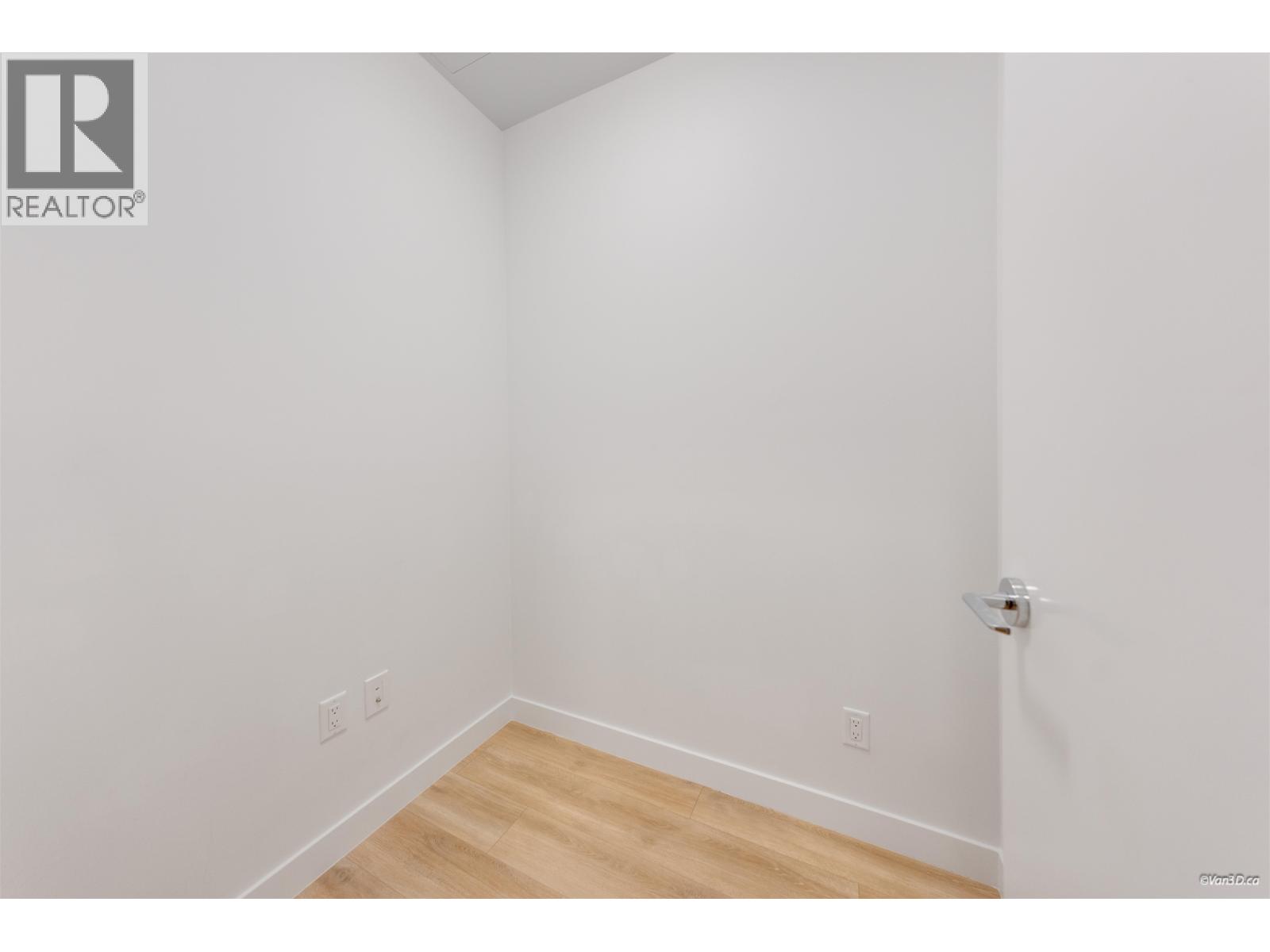 102 645 Como Lake Avenue, Coquitlam, British Columbia  V3J 0N9 - Photo 24 - R3103631