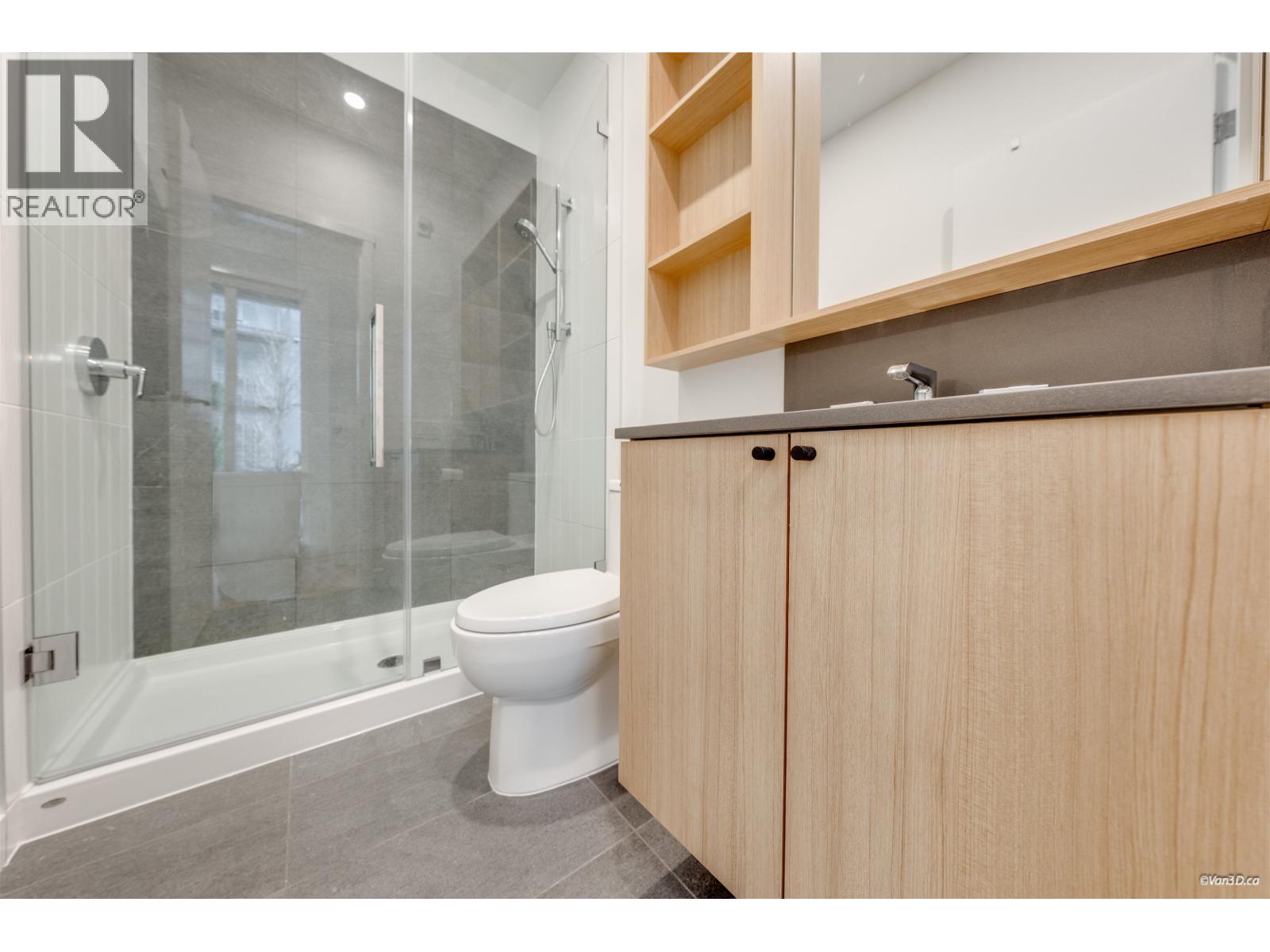 102 645 Como Lake Avenue, Coquitlam, British Columbia  V3J 0N9 - Photo 26 - R3103631