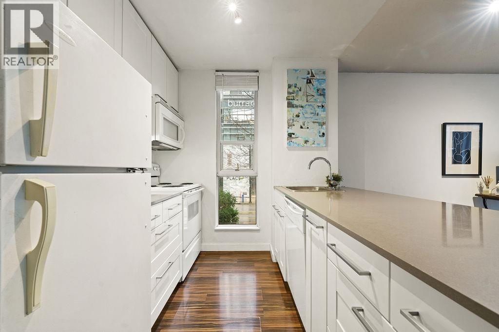 301 1333 Hornby Street, Vancouver, British Columbia  V6Z 2C1 - Photo 3 - R3103647