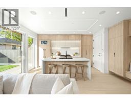 2 3466 W 22ND AVENUE, Vancouver, British Columbia