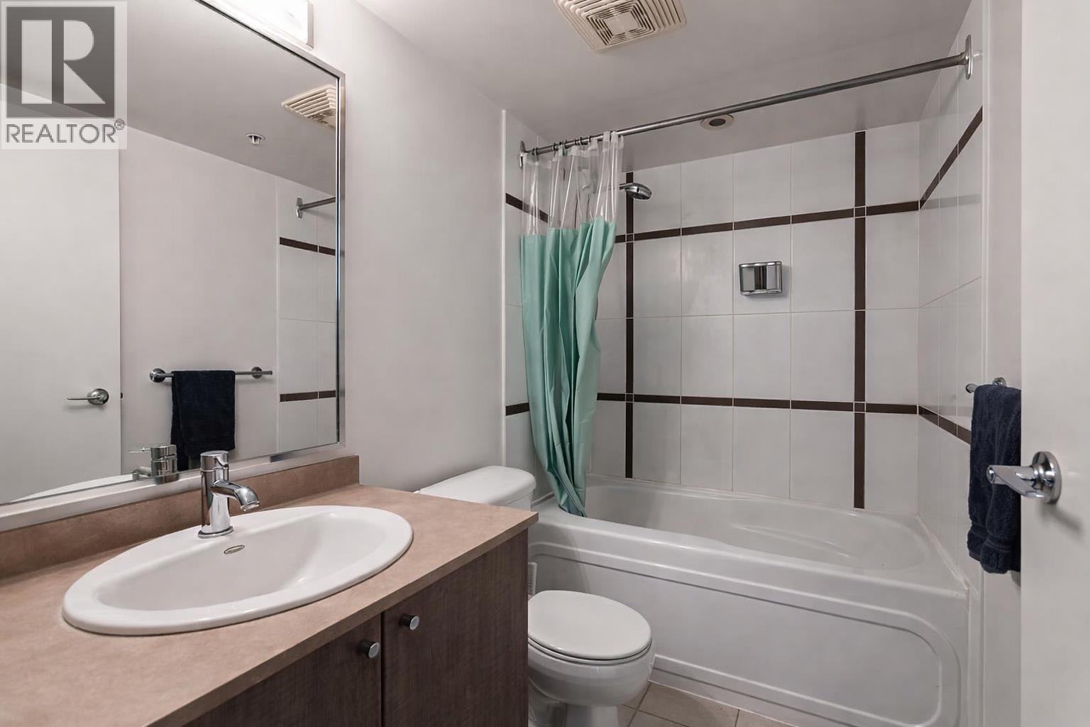 1906 610 Granville Street, Vancouver, British Columbia  V6C 3T3 - Photo 10 - R3103675