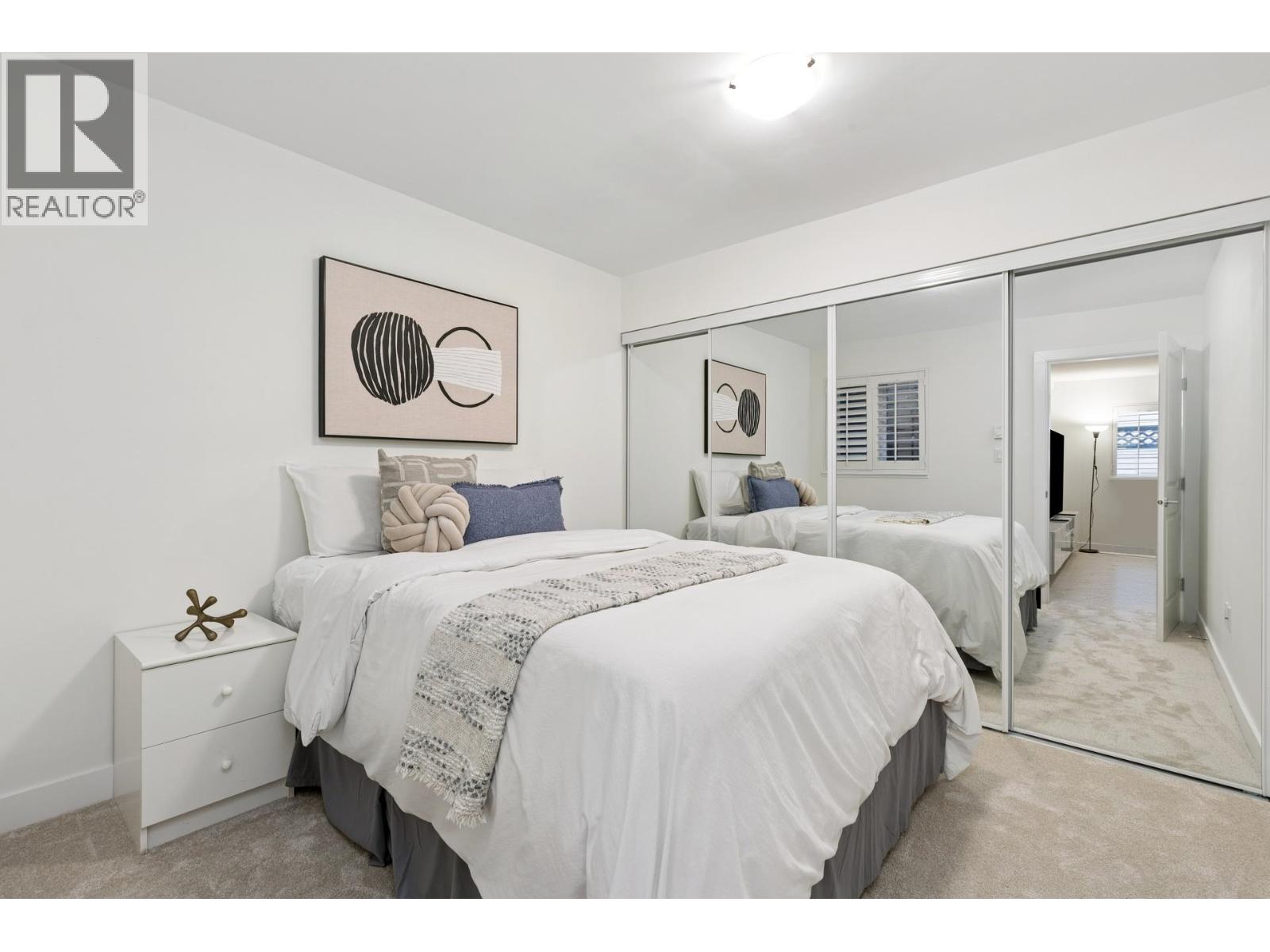 205 E 18th Street, North Vancouver, British Columbia V7L 2X7 - Photo 26 - R3103696