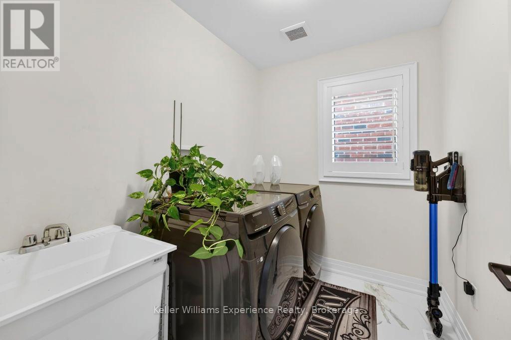 192 Muirfield Drive, Barrie, Ontario  L4N 6K7 - Photo 17 - S12921532