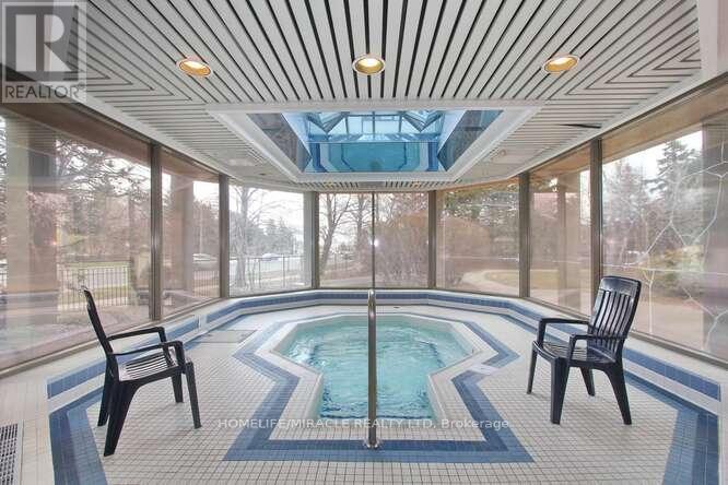 806 - 400 Webb Drive, Mississauga, Ontario  L5B 3Z7 - Photo 35 - W12918204