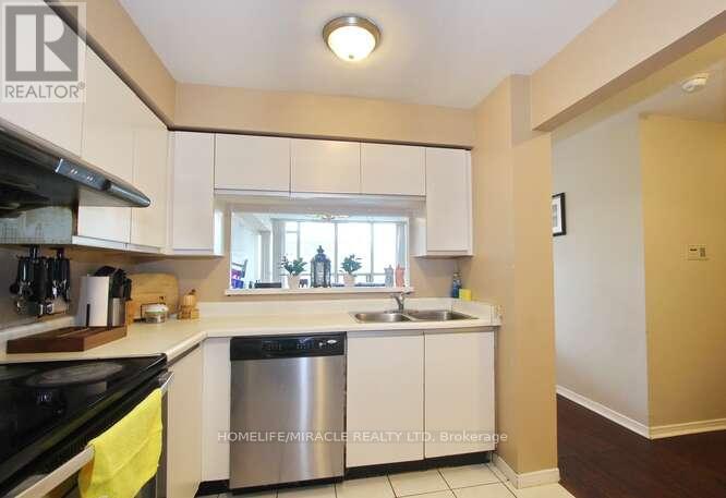 806 - 400 Webb Drive, Mississauga, Ontario  L5B 3Z7 - Photo 10 - W12918204