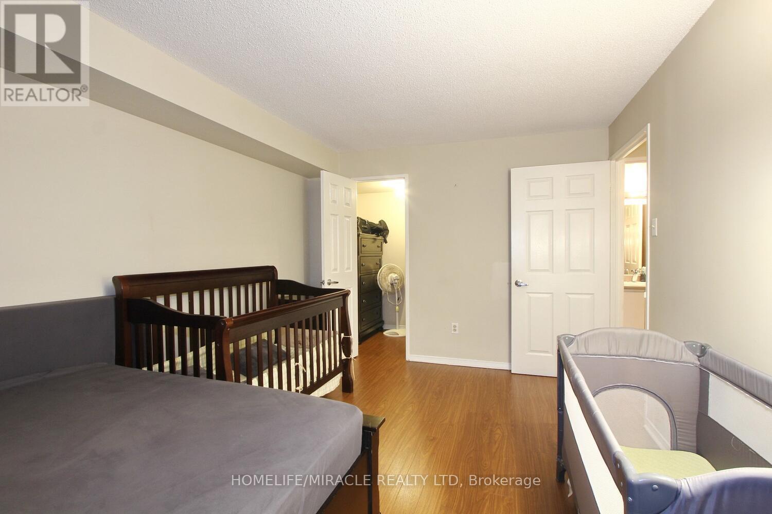 806 - 400 Webb Drive, Mississauga, Ontario  L5B 3Z7 - Photo 23 - W12918204