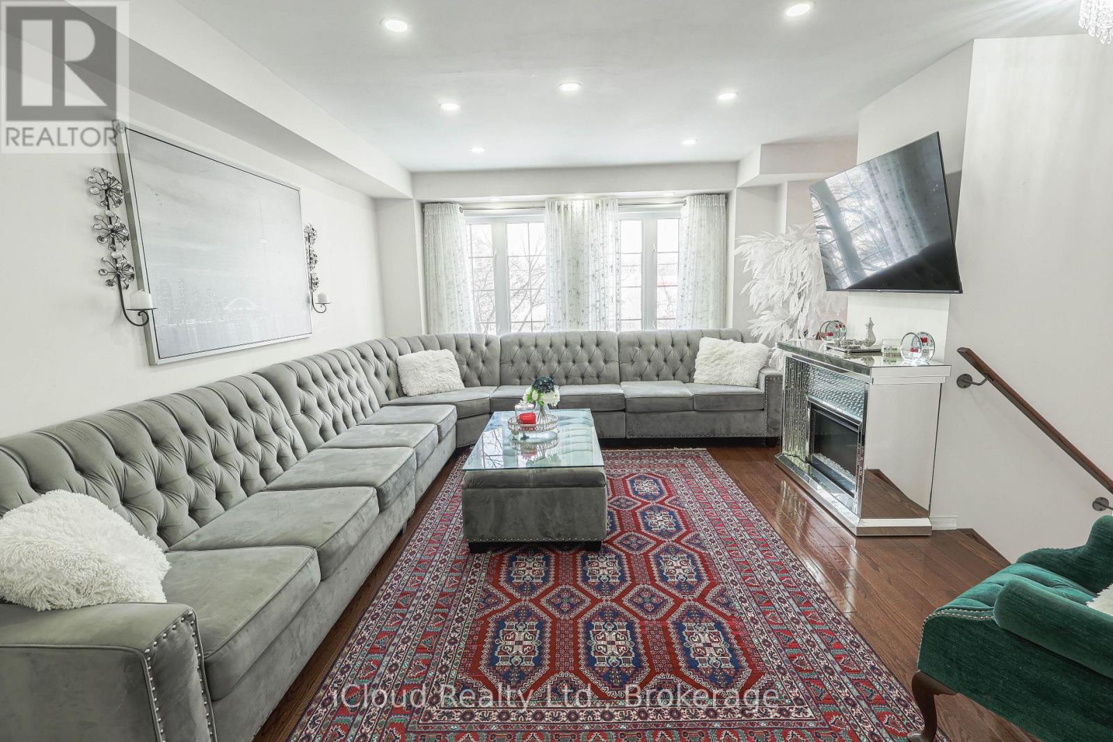 55 Maidstone Way, Whitby, Ontario  L1R 0L7 - Photo 10 - E12921500