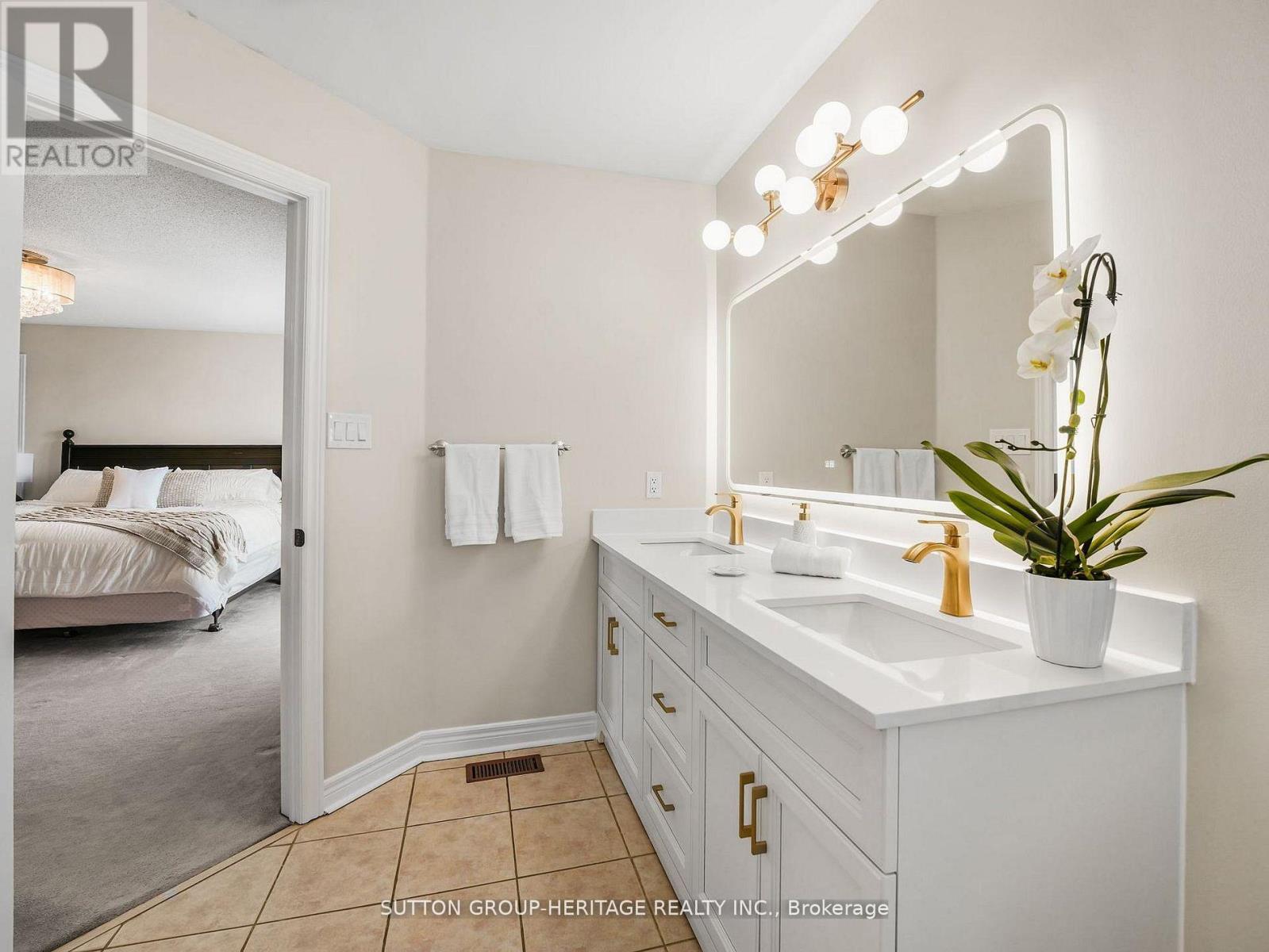 21 Sheldon Drive, Ajax, Ontario  L1T 4K7 - Photo 20 - E12921520