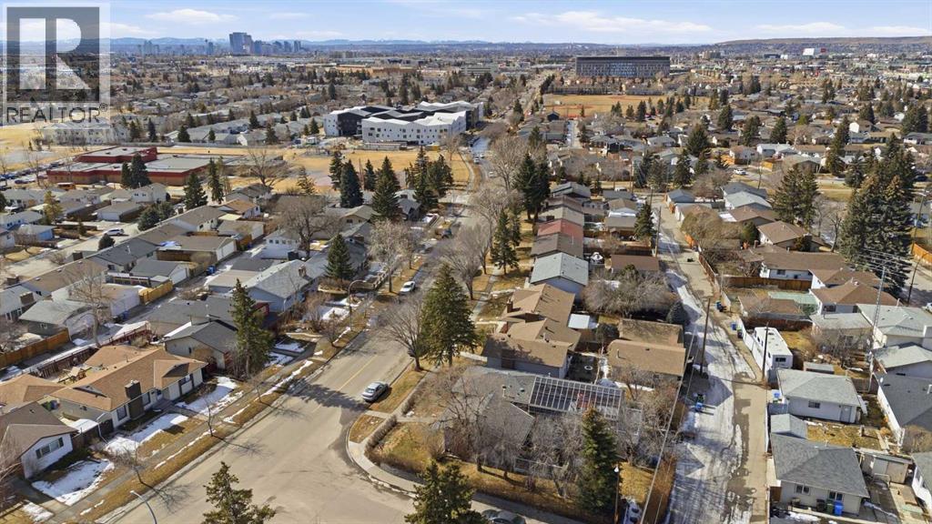 4636 26 Avenue Ne, Calgary, Alberta  T1Y 2R8 - Photo 40 - A2294387