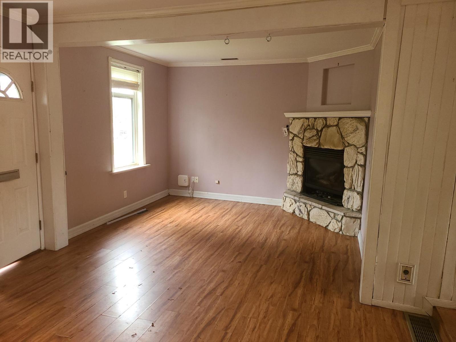 20324 Hampton Street, Maple Ridge, British Columbia  V2X 1C8 - Photo 3 - R3103408