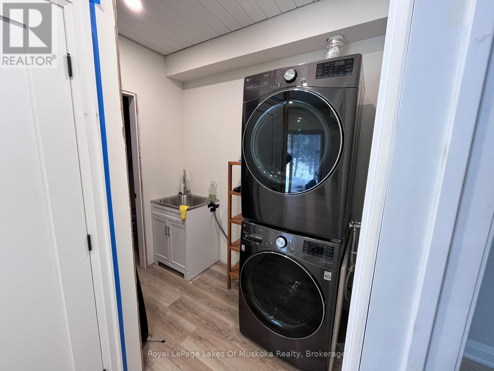 1361 Rosseau Lake 2 Road, Muskoka Lakes, Ontario  P0B 1M0 - Photo 17 - X12921032