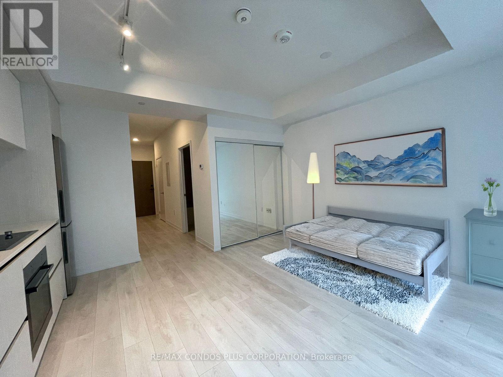 702 - 225 Sumach Street, Toronto, Ontario  M5A 0P8 - Photo 8 - C12721068