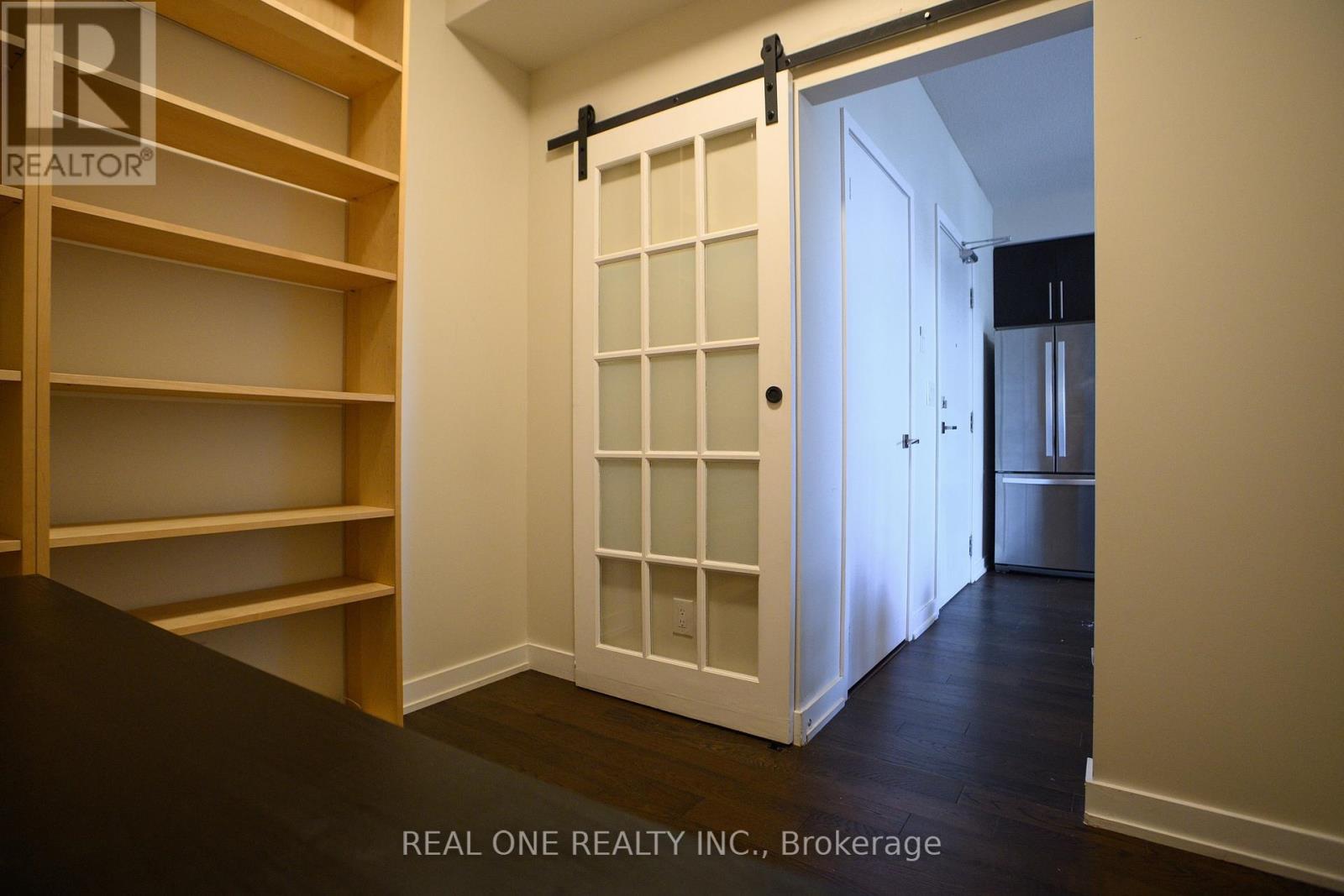 1410 - 510 Curran Place, Mississauga, Ontario  L5B 0J8 - Photo 12 - W12921488