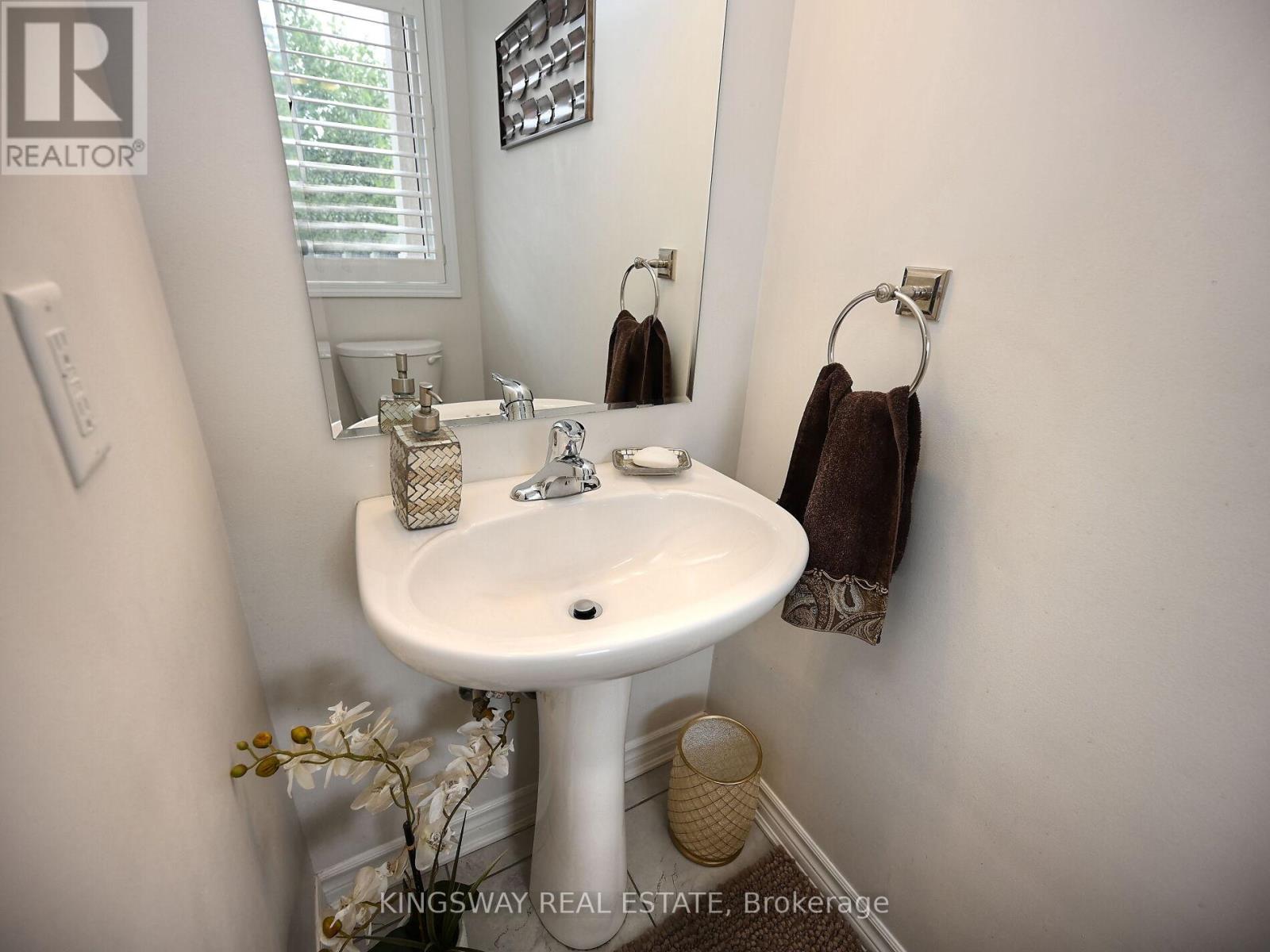 620 Langholm Street, Milton, Ontario  L9T 8Z8 - Photo 20 - W12921502