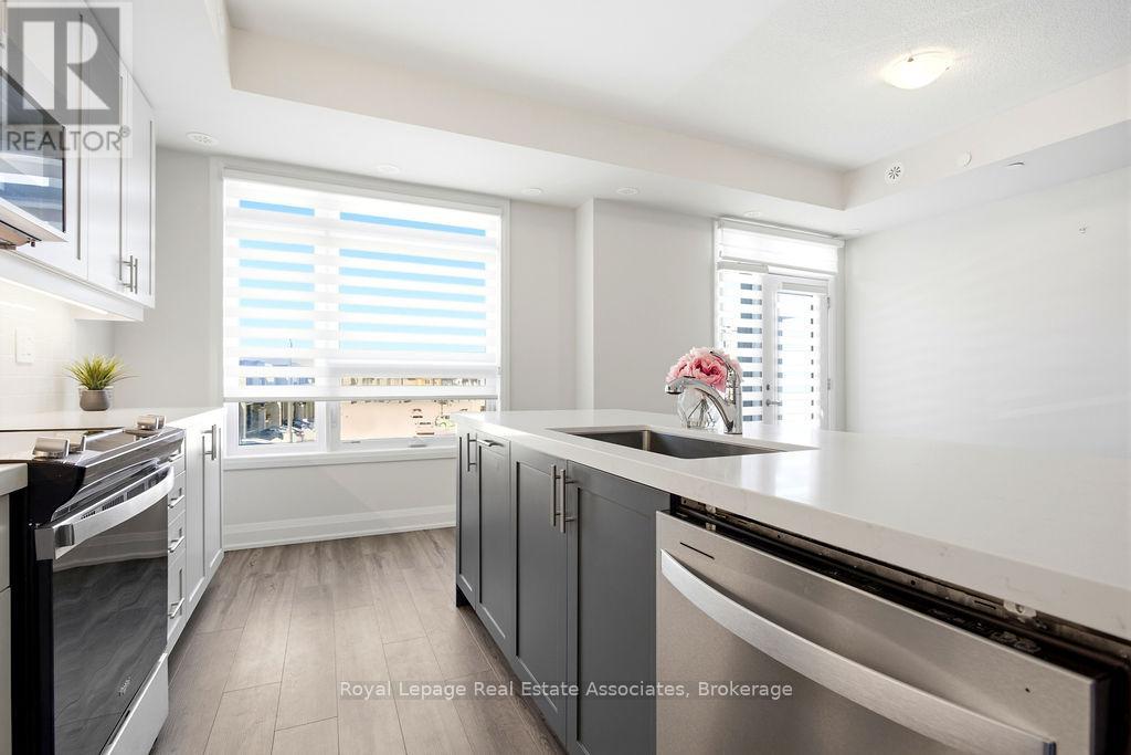 228 Vellwood Common, Oakville, Ontario  L6L 0E8 - Photo 6 - W12921516