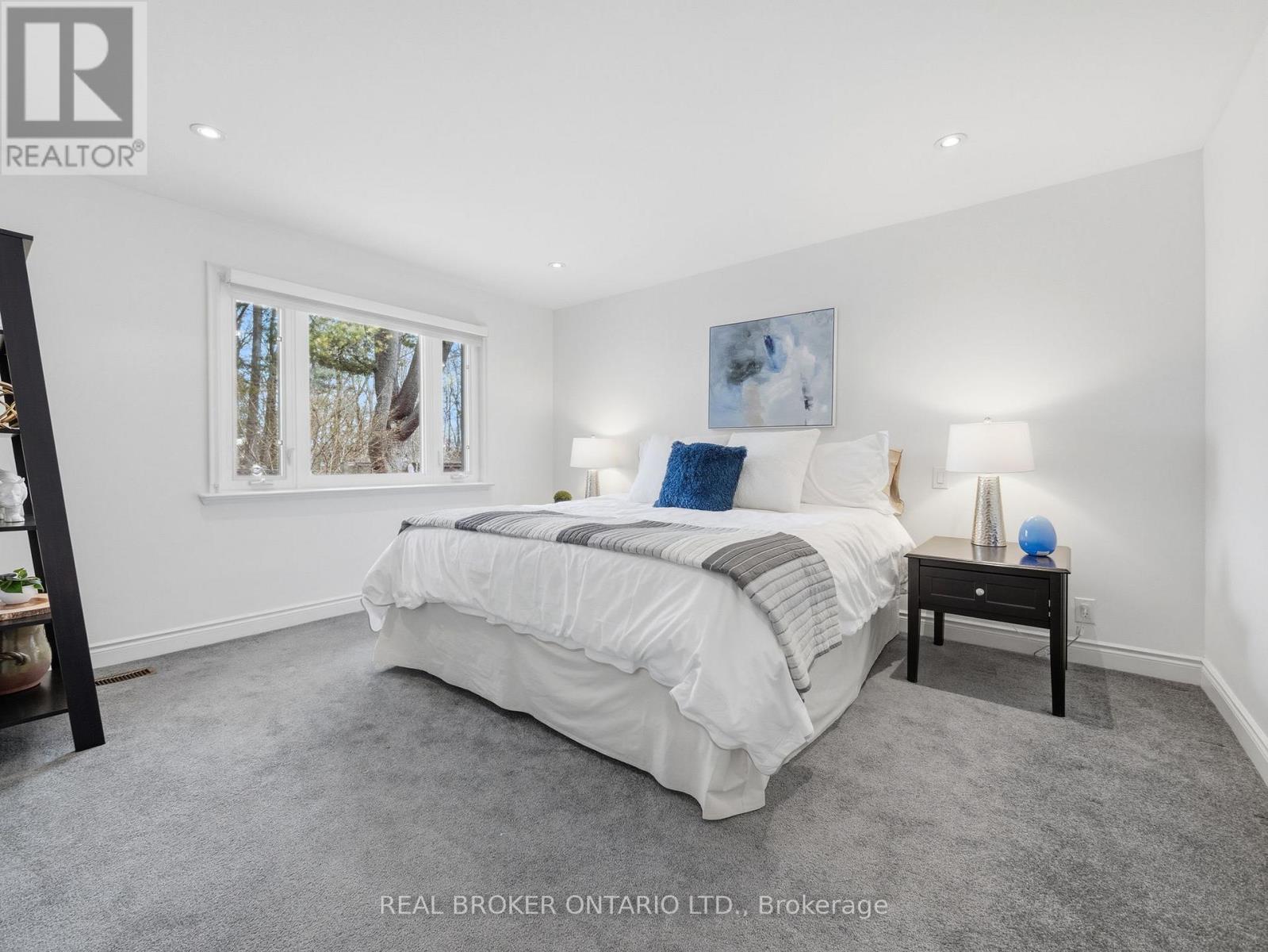 929 Parkland Avenue, Mississauga, Ontario  L5H 3G9 - Photo 18 - W12921518