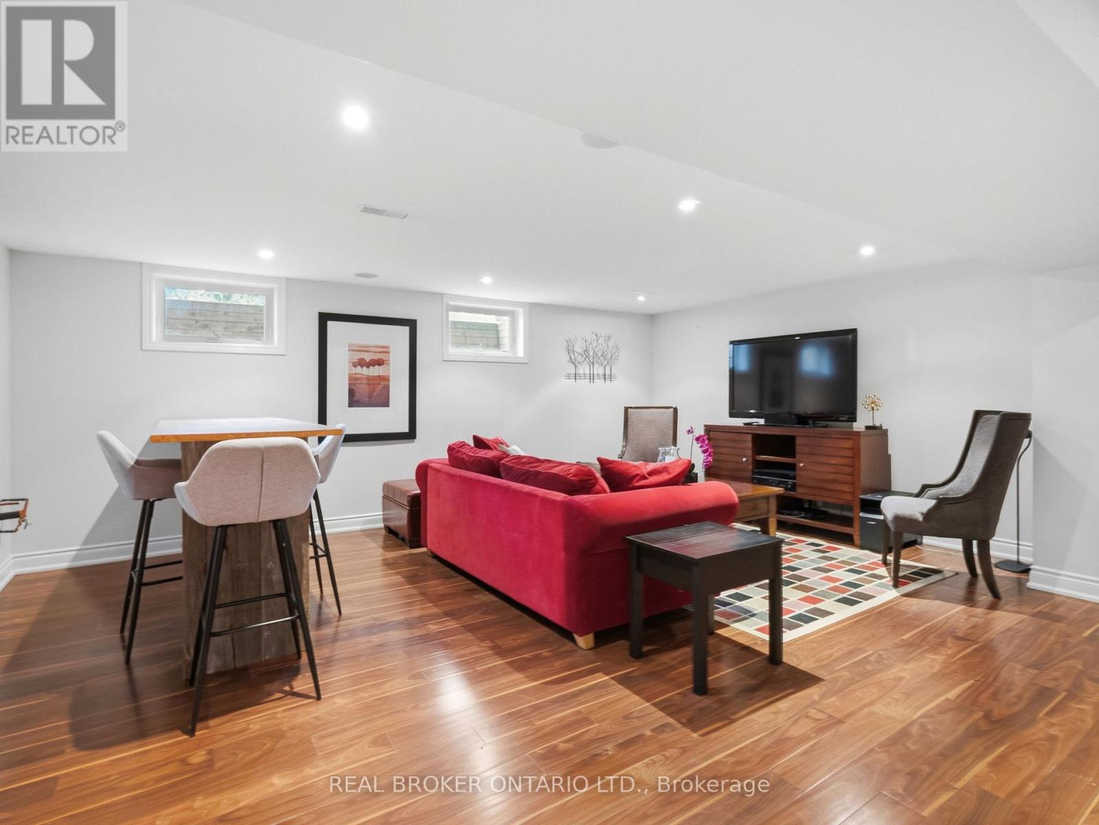 929 Parkland Avenue, Mississauga, Ontario  L5H 3G9 - Photo 25 - W12921518