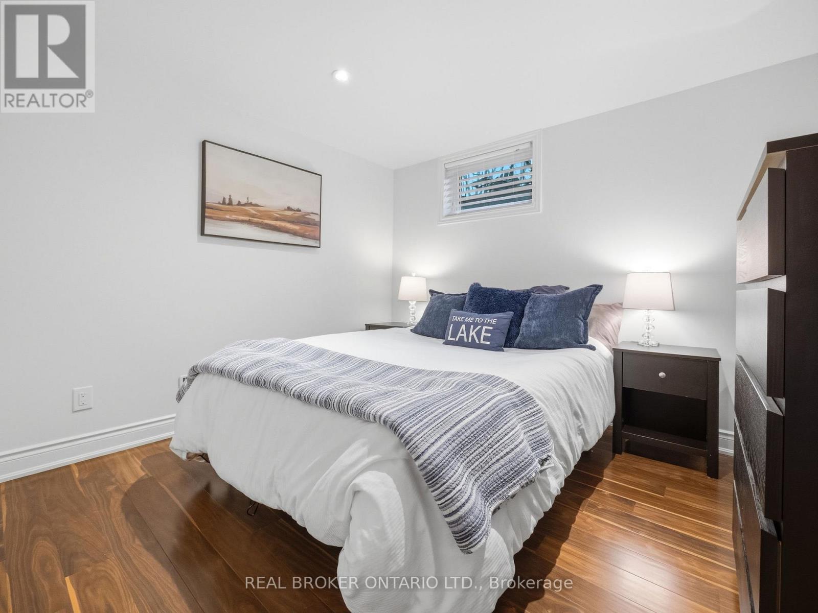 929 Parkland Avenue, Mississauga, Ontario  L5H 3G9 - Photo 29 - W12921518