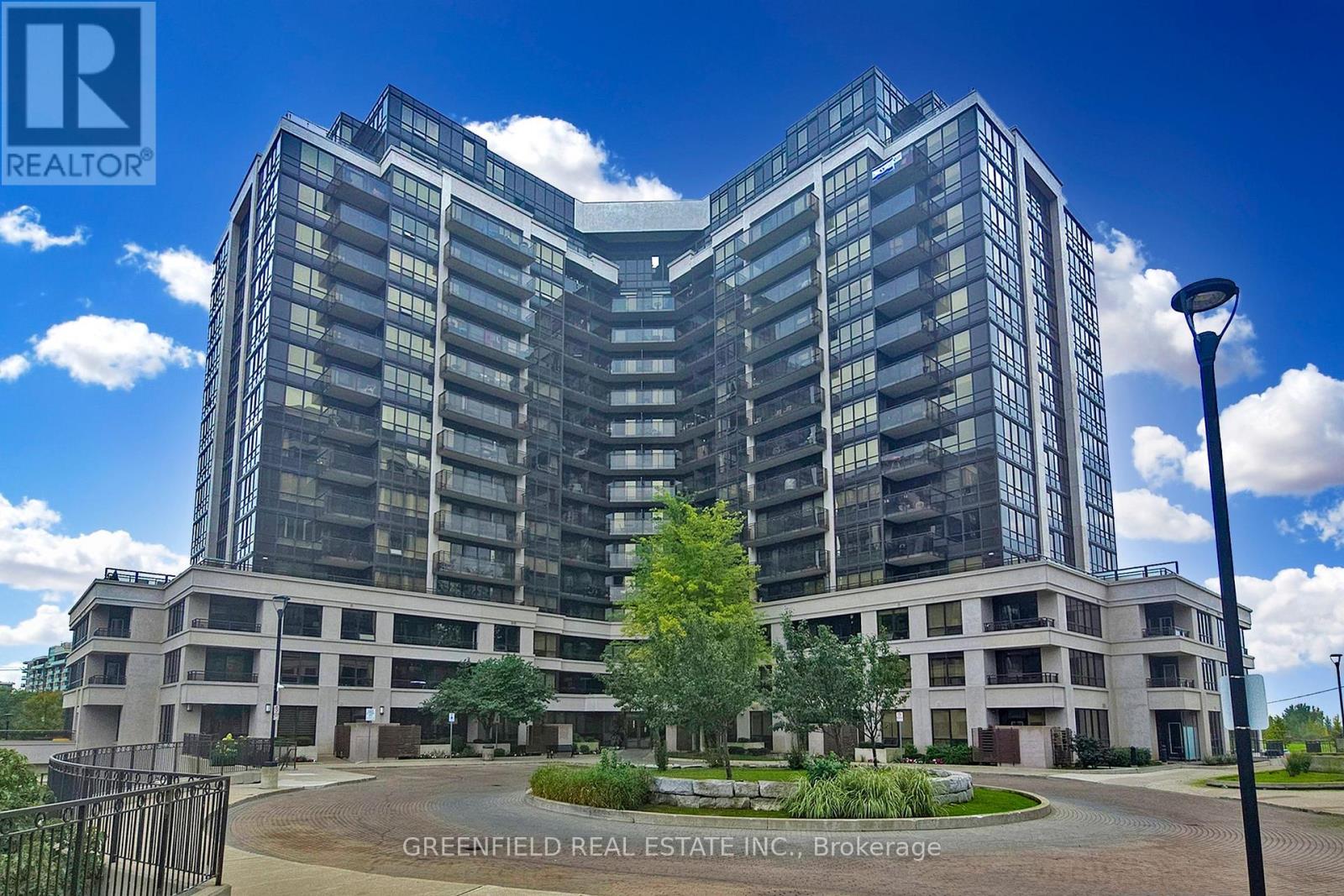 820 - 1060 SHEPPARD AVENUE W, Toronto, Ontario