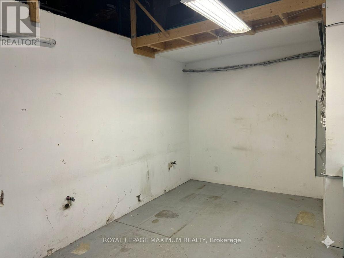 1 & 2 - 68 Healey Road, Caledon, Ontario L7E 5A4 - Photo 10 - W12921544