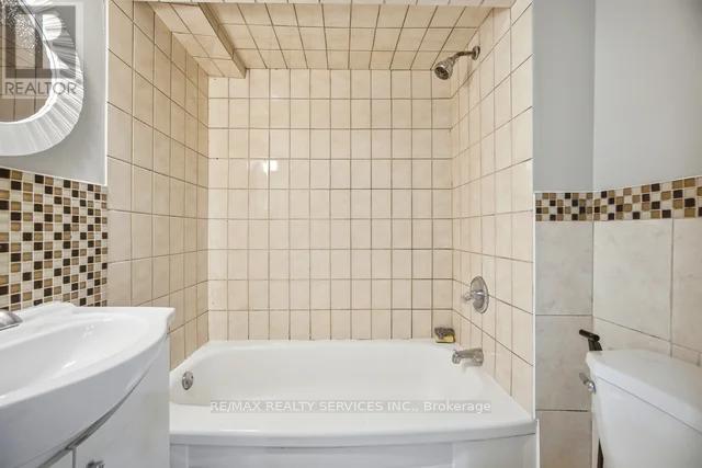 15 Langwith Court, Brampton, Ontario  L6Y 1Z9 - Photo 32 - W12921548