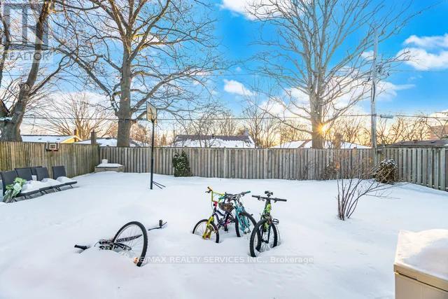 15 Langwith Court, Brampton, Ontario  L6Y 1Z9 - Photo 34 - W12921548