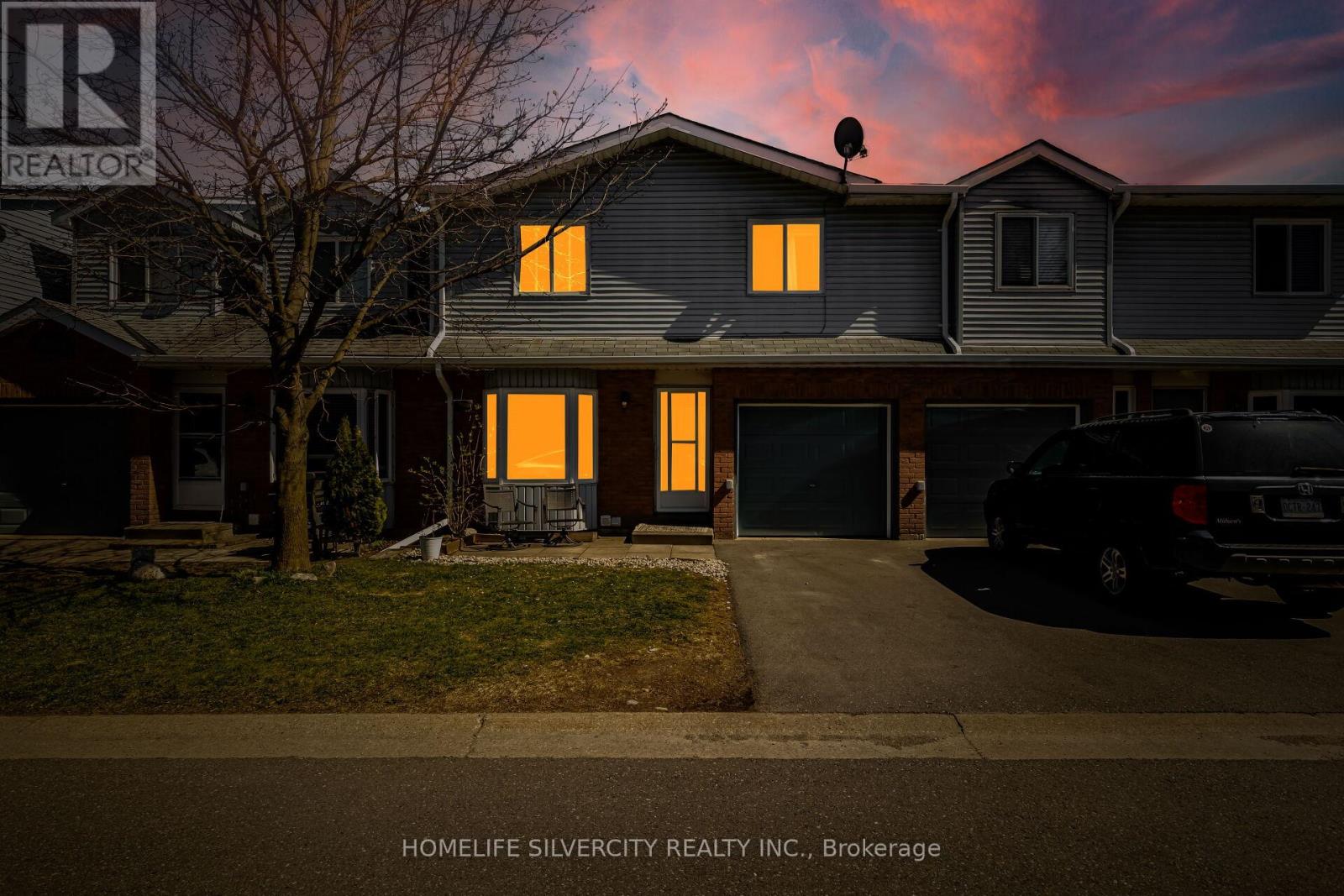 96 - 90 Lawrence Avenue, Orangeville, Ontario  L9W 4J5 - Photo 2 - W12920054