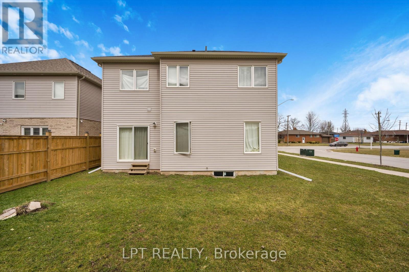 162 Mccabe Avenue, Welland, Ontario  L3B 0H6 - Photo 29 - X12885048