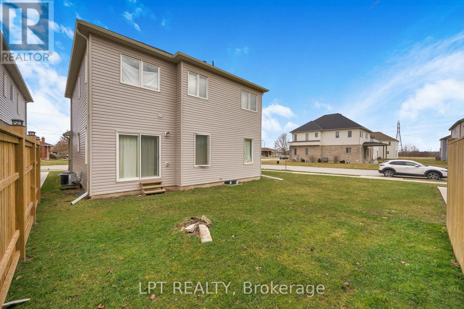 162 Mccabe Avenue, Welland, Ontario  L3B 0H6 - Photo 30 - X12885048