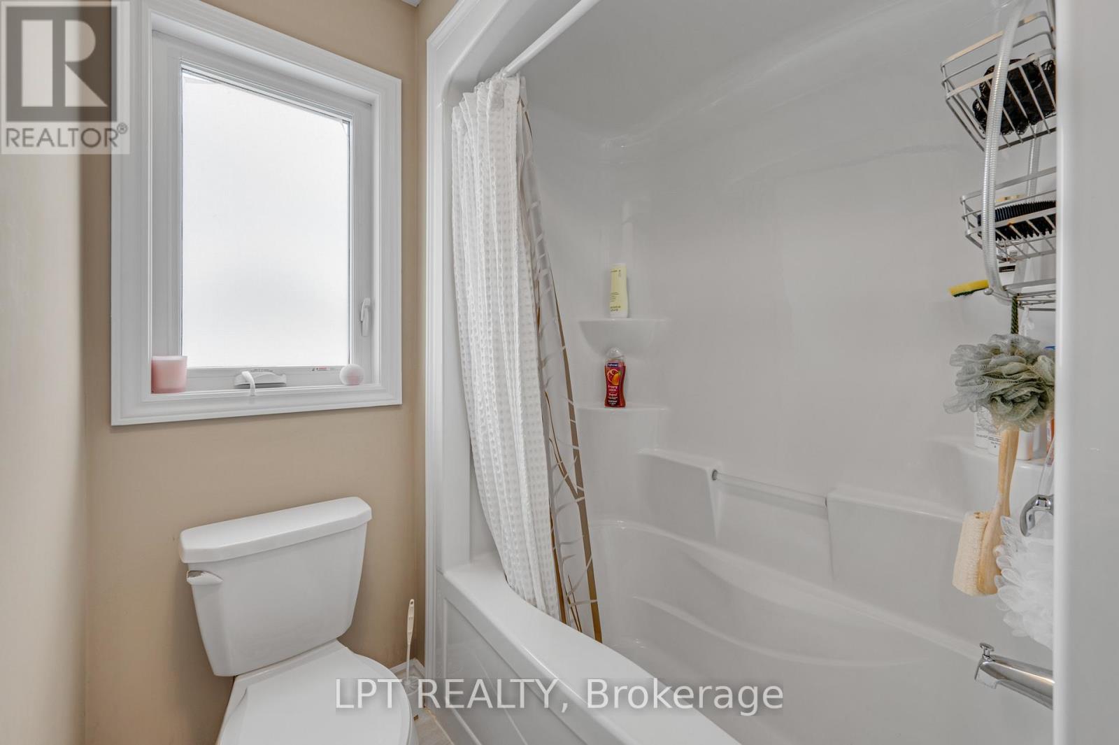 162 Mccabe Avenue, Welland, Ontario  L3B 0H6 - Photo 17 - X12885048